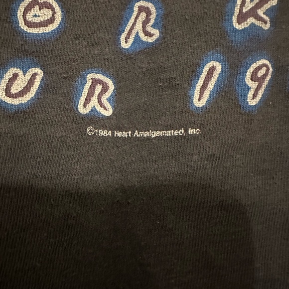 Real Vintage Official 83/84 Heart Passion Works Candies Tour Muscle Tee Size L - Picture 6 of 7